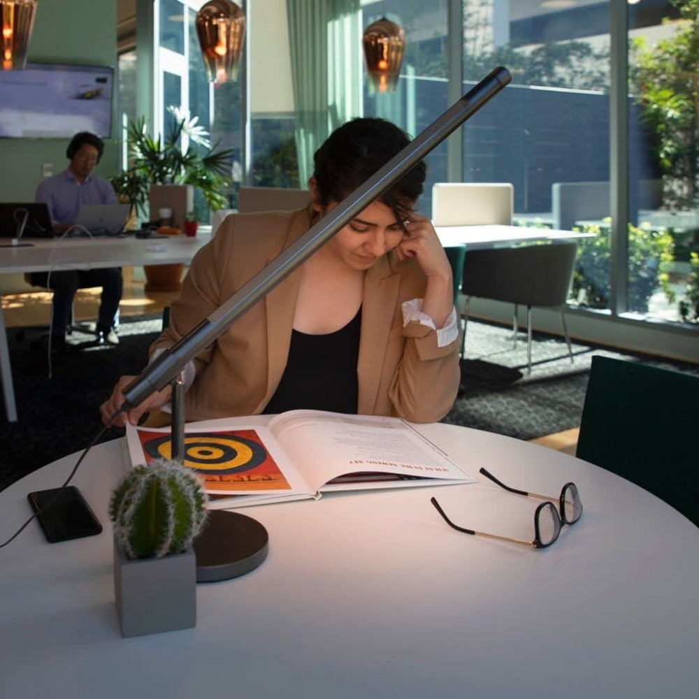 Φωτιστικό Γραφείου Με Διακόπτη Αφής Σε Γκρι Σώμα Και Θερμό Φωτισμό LightStrip - Allocacoc