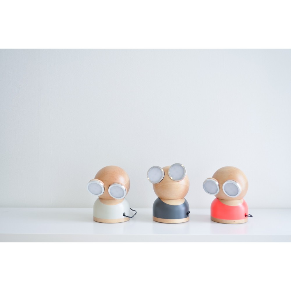 Allocacoc® GoggleLamp |Mr Watt| Επιτραπέζιο Φωτιστικό από ξύλο σφενδάμου και αλουμίνιο με ρύθμιση φωτεινότητας αφής (grey/blue/wood)