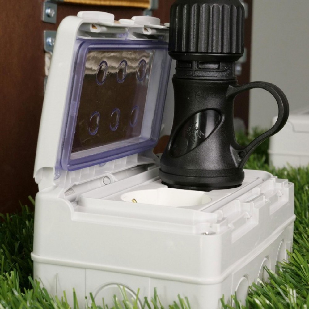 Μαύρο Φις Σούκο με Δαχτυλίδι 16A 250V IP44 για το Σύστημα EIVA - Creative Cables