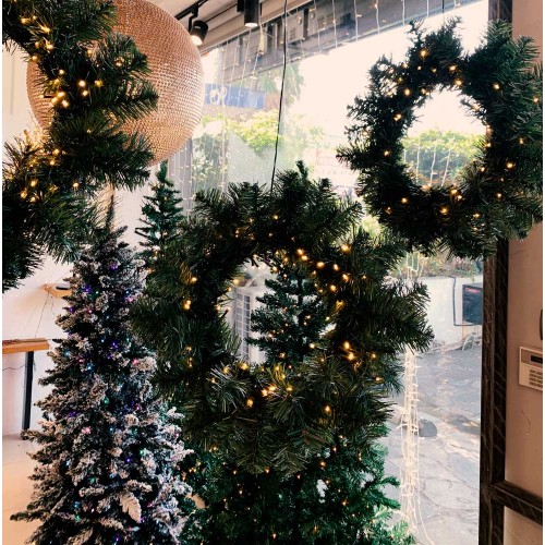 ΣΤΕΦΑΝΙ ΕΛΑΤΟΥ ΠΡΑΣΙΝΟ 50cm Στολισμένο με LED Λαμπάκια - 100Led Χάλκινο Λευκό - Magic Christmas