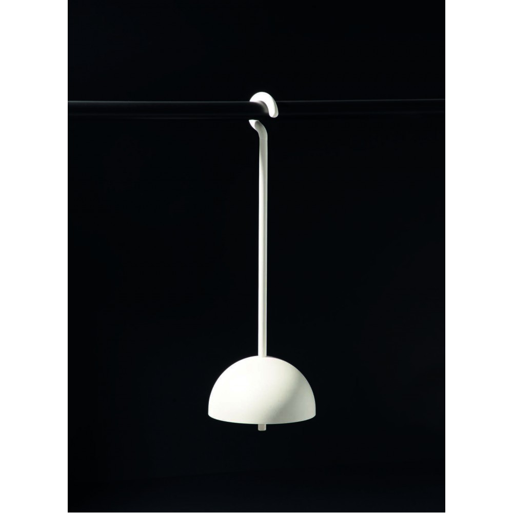 LED Ασύρματο Επαναφορτιζόμενο Φορητό Φωτιστικό Μαύρο 2.5W IP65 IOTA - LOGICA