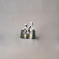 ΣΠΙΤΑΚΙ ΦΩΤΙΖΟΜΕΝΟ, 4 LED, ΜΠΑΤΑΡΙΑΣ, ΚΑΡΟ, 29x19x28cm Magic Christmas