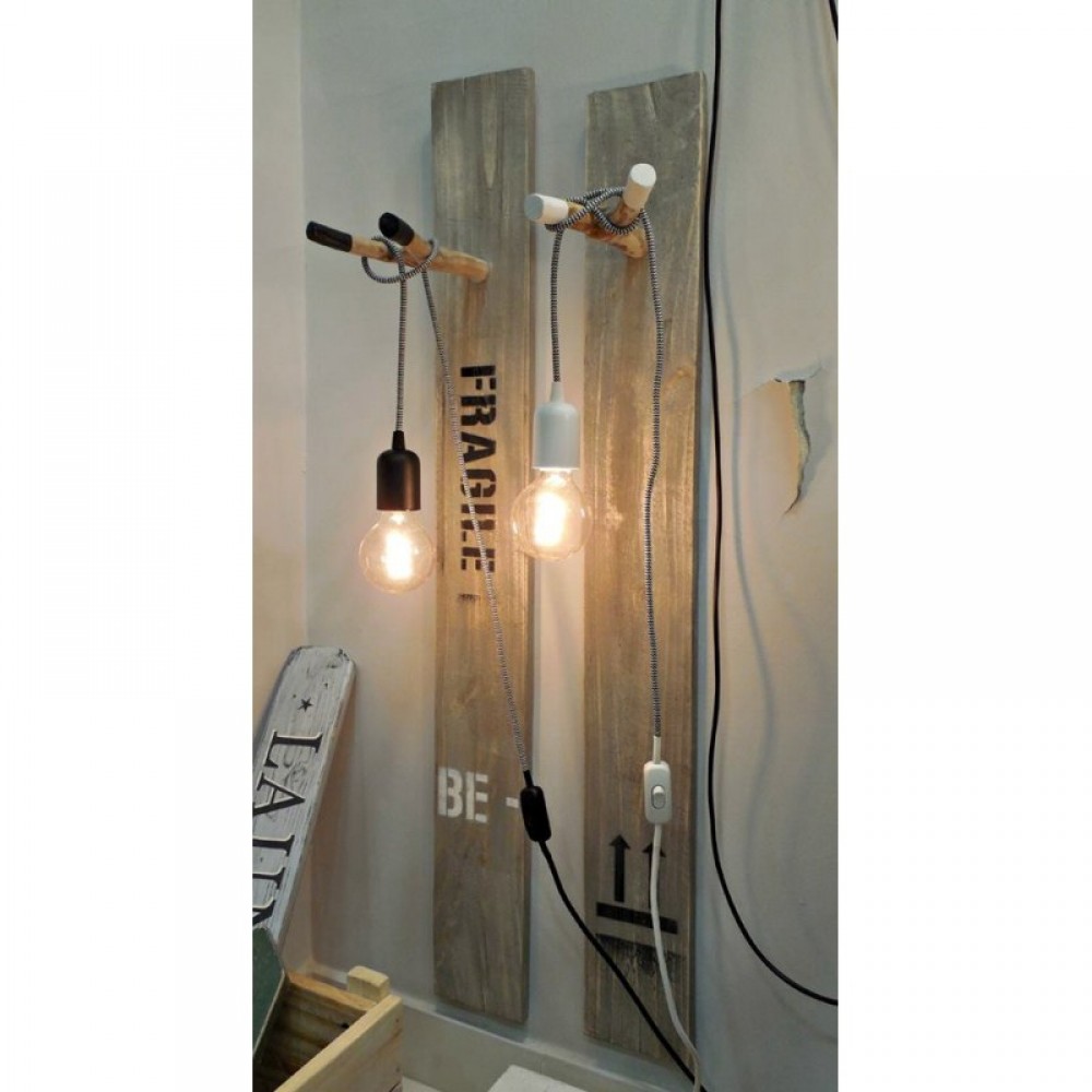 Ξύλινη Απλίκα Τοίχου Ζωγραφισμένη στο χέρι με Υφασμάτινο Σχοινί για Λάμπες