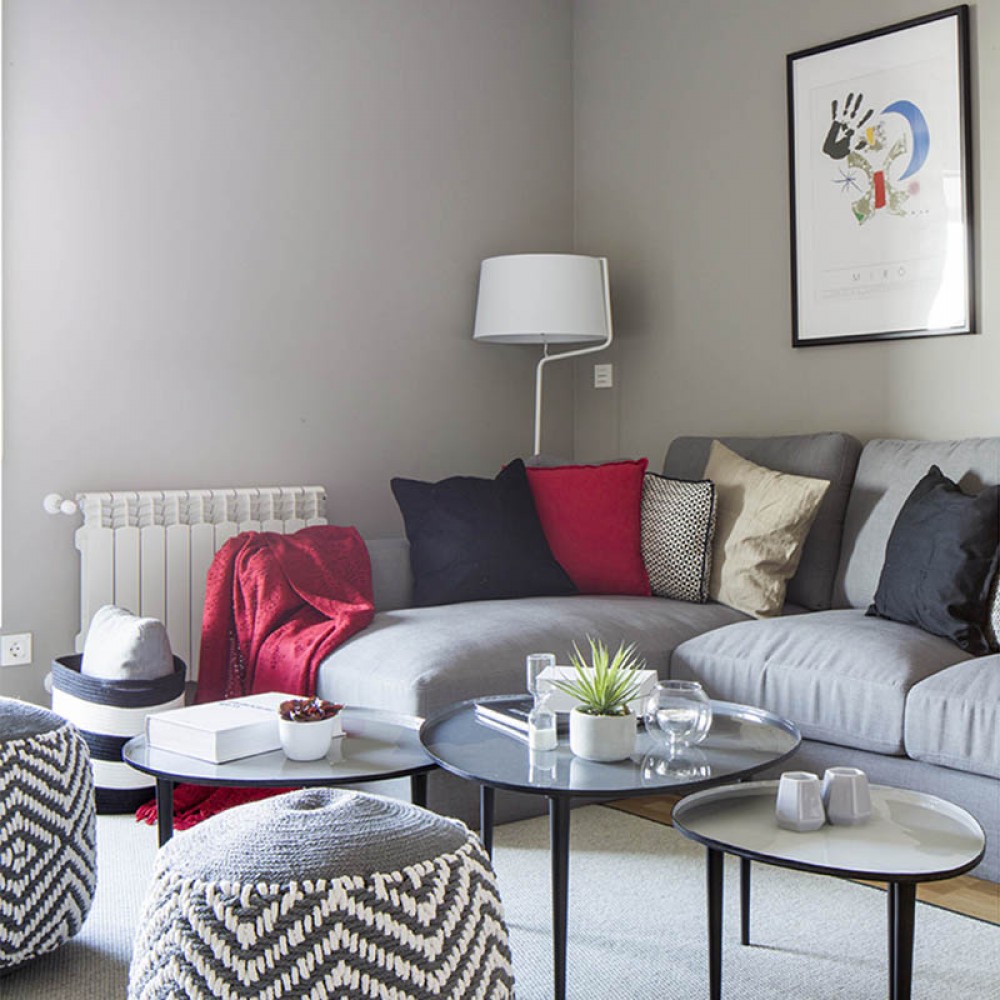 Μεταλλικό Φωτιστικό Δαπέδου Με Υφασμάτινο Καπέλο Σε Λευκό Χρώμα 1xE27 BERNI FARO