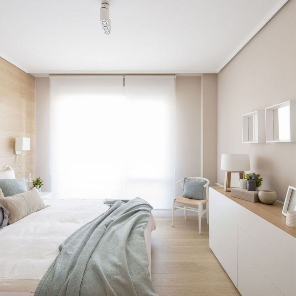 Μεταλλική Απλίκα Με Υφασμάτινο Καπέλο Σε Λευκό Χρώμα + Έξτρα LED 1xE14 VESPER FARO