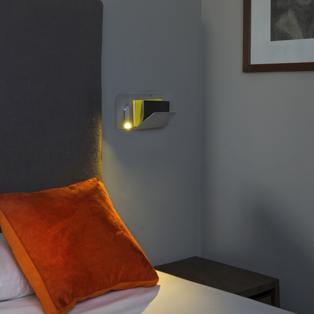 LED Μεταλλική Λευκή Απλίκα 3W Με Ράφι Και USB Φορτιστή (Αριστερής Πλευράς) SUAU FARO