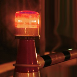 LED Προειδοποιητικό Ηλιακό Φωτιστικό Φάρος Δρόμου Με Βάση WM-201 & AD-002 GRUNDIG