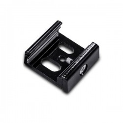 Στήριξη Τοίχου Για Τριφασική Ράγα Οροφής 4 Καλωδίων Σε Μαύρο ACA